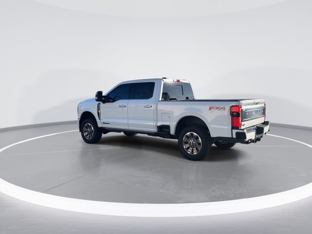 Certified 2024 Ford F250 Platinum w/ FX4 Off-Road Package AWD/4WD image 5