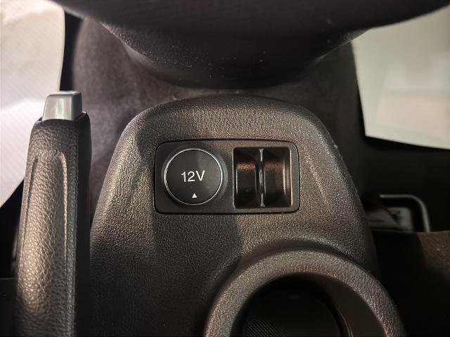 Certified 2018 Ford Transit Connect XL image 29