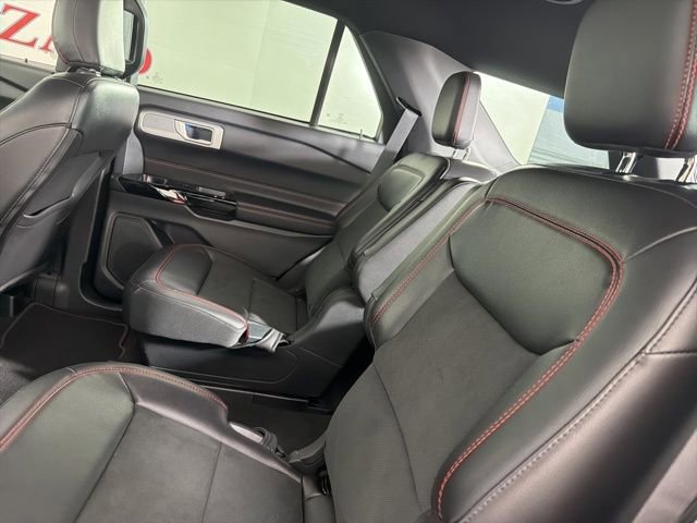 Certified 2022 Ford Explorer ST-Line image 13