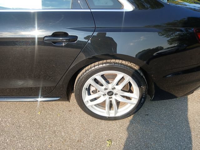 Used 2024 Audi A4 2.0T Premium Plus AWD/4WD image 5