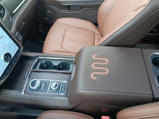 Certified 2024 Ford Expedition Max King Ranch image 28