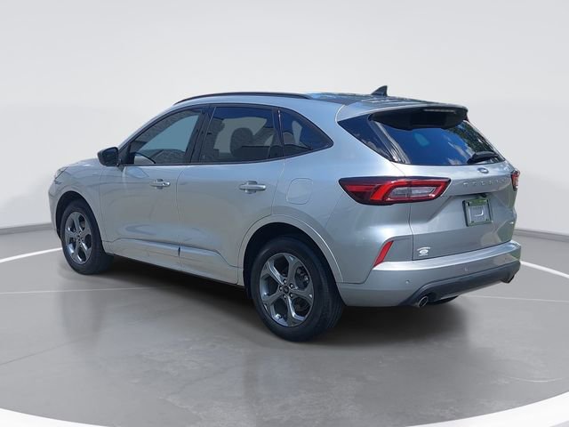 Certified 2023 Ford Escape ST-Line w/ Tech Pack #1 AWD/4WD image 5