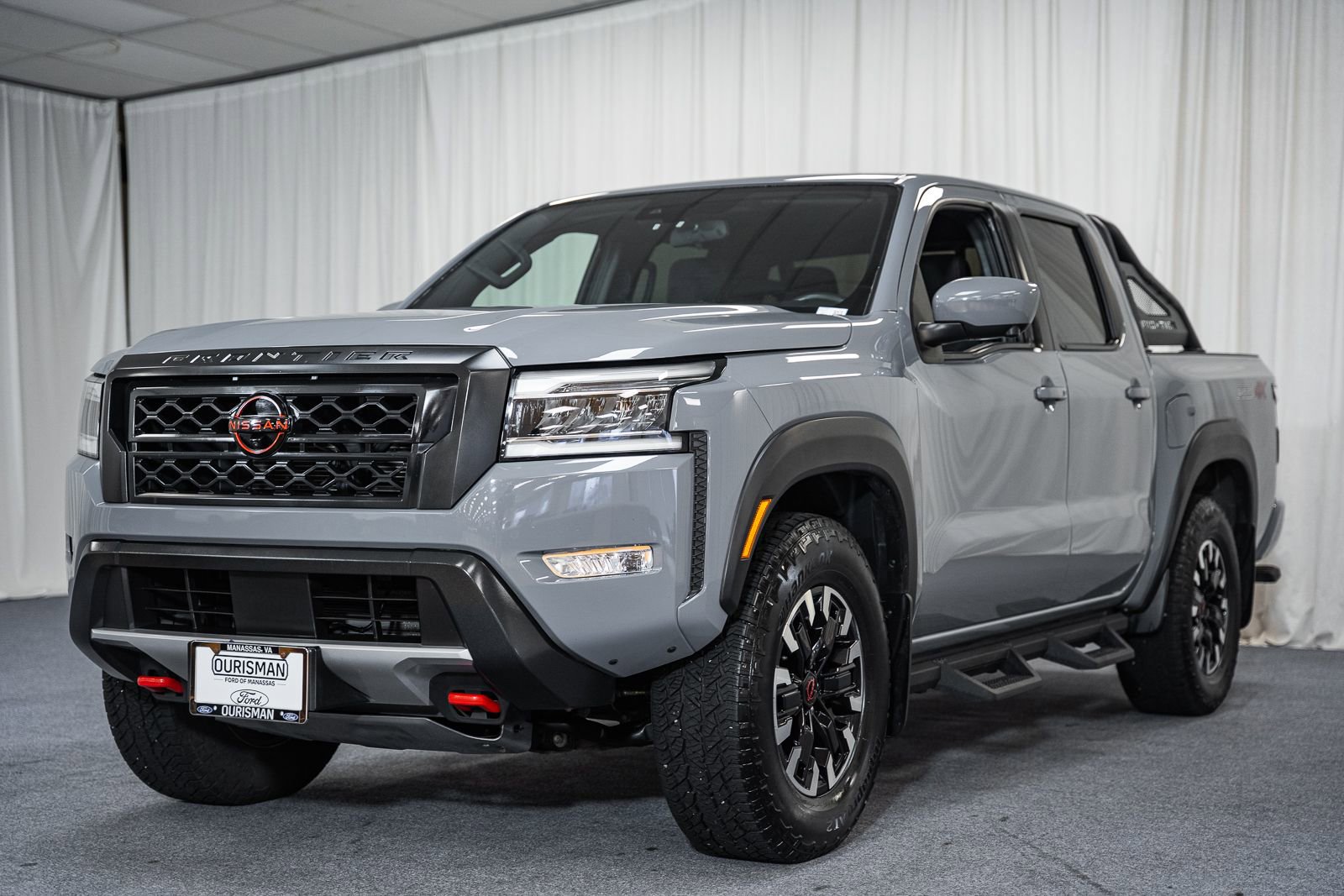 Used 2022 Nissan Frontier PRO-4X image 3