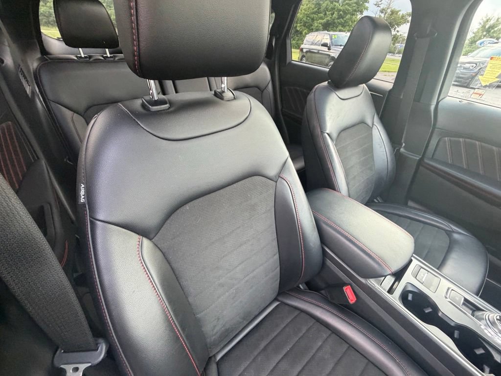Certified 2022 Ford Edge ST-Line AWD/4WD image 32