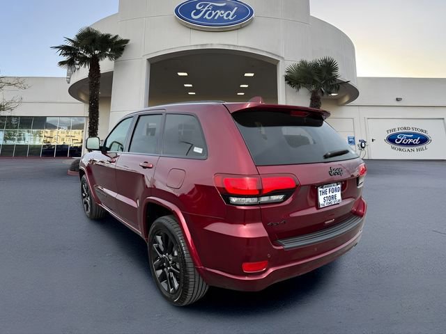 Used 2021 Jeep Grand Cherokee Laredo X image 5