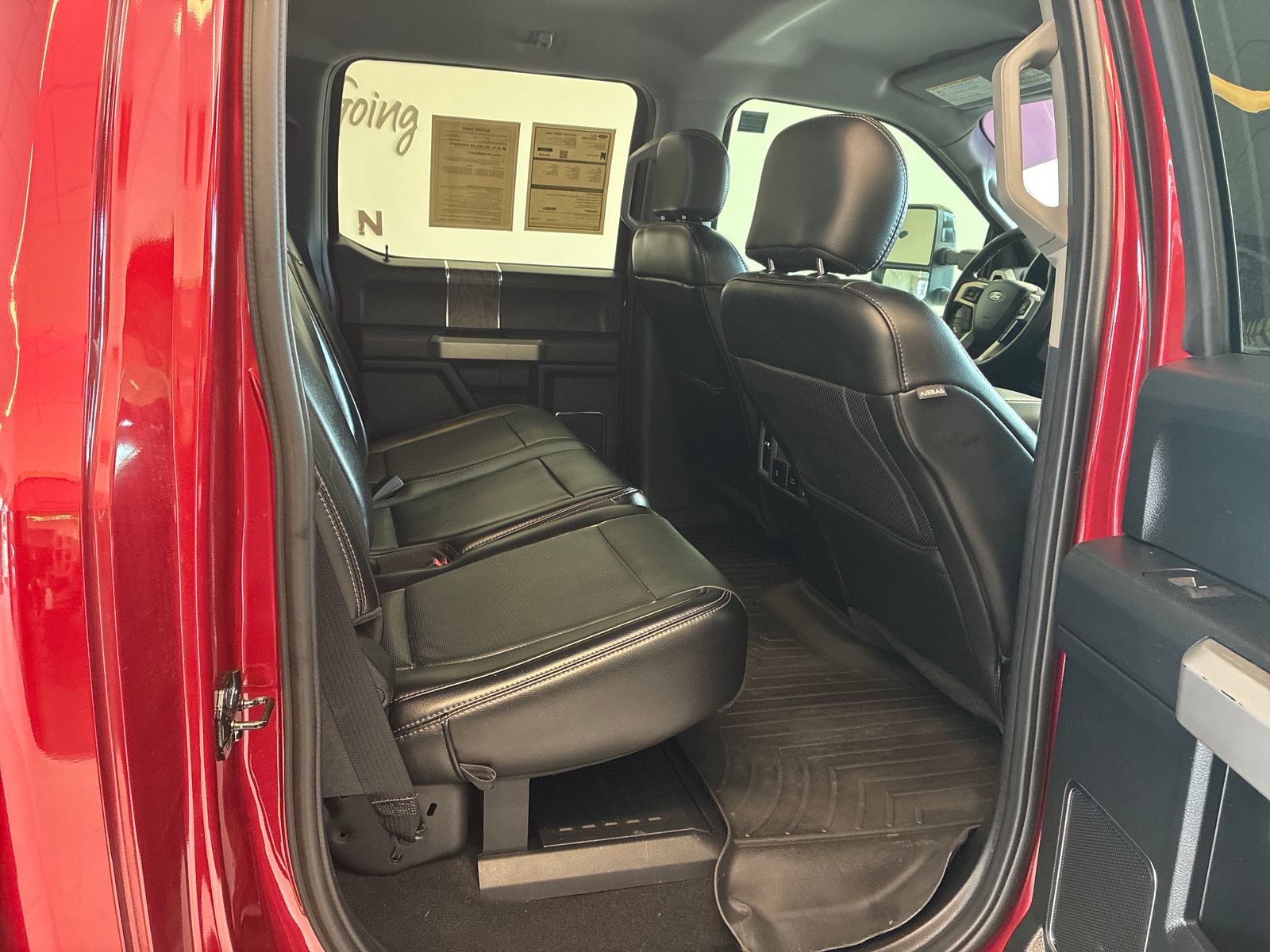 Certified 2019 Ford F250 Lariat AWD/4WD image 3