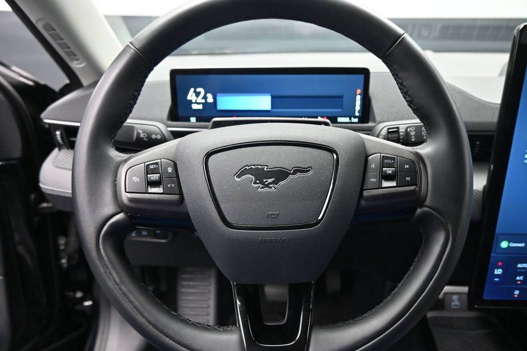 Certified 2024 Ford Mustang Mach-E Select RWD image 15
