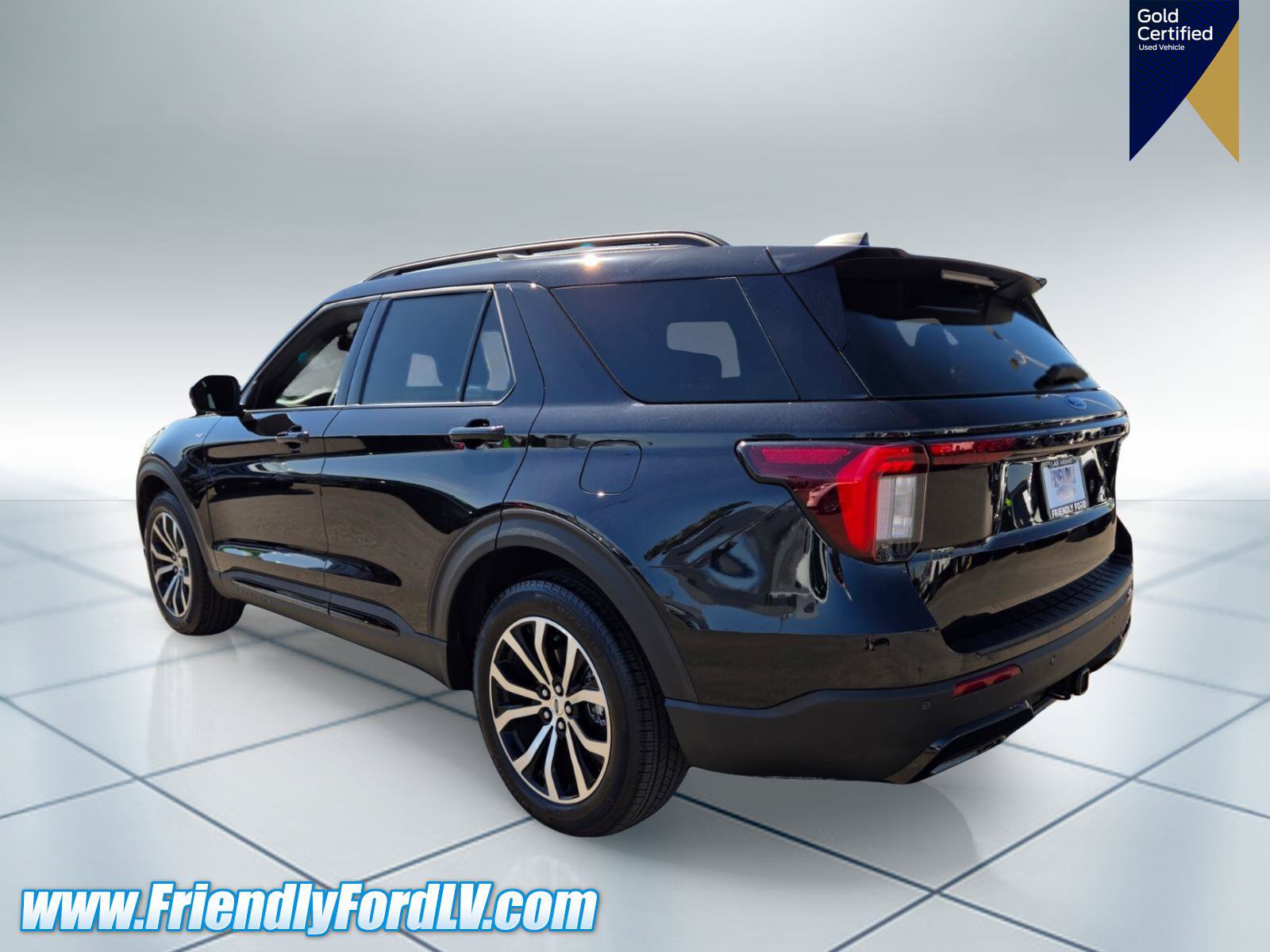 Certified 2026 Ford Explorer ST-Line RWD image 5
