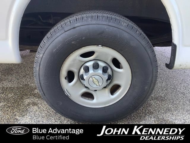 Used 2021 Chevrolet Express 2500 w/ Driver Convenience Package RWD image 23