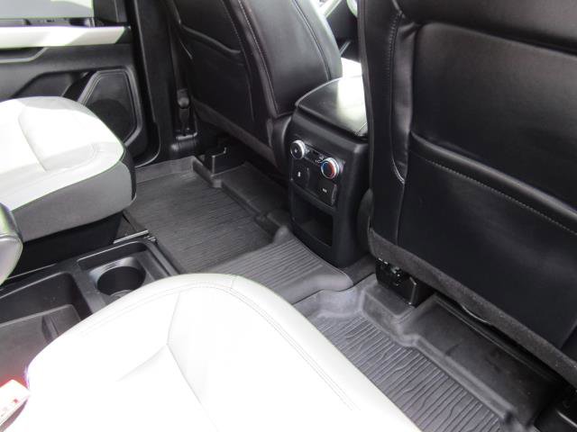 Certified 2021 Ford Explorer XLT w/ Equipment Group 202A AWD/4WD image 13