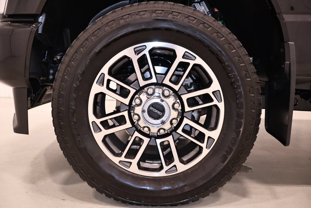 Certified 2026 Ford F350 Platinum w/ Platinum Plus Package AWD/4WD image 48