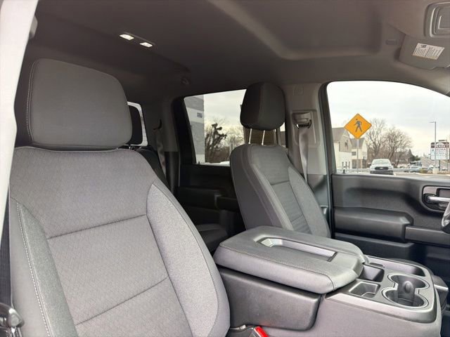 Used 2024 Chevrolet Silverado 2500 Custom w/ Custom Value Package image 39