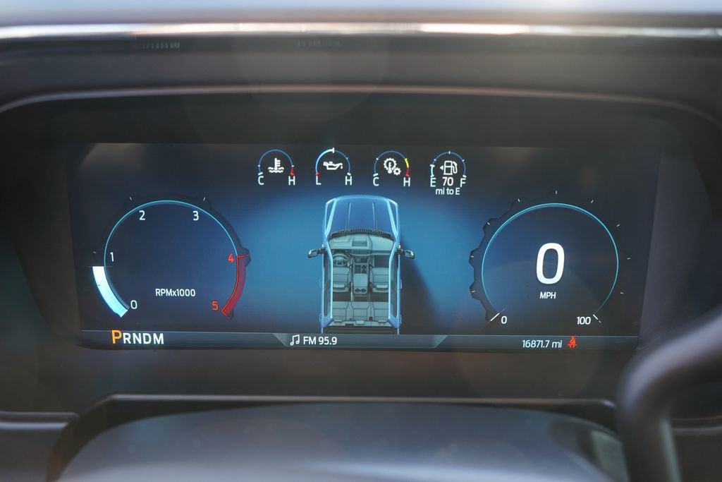 Certified 2023 Ford F350 Lariat w/ Chrome Package image 36