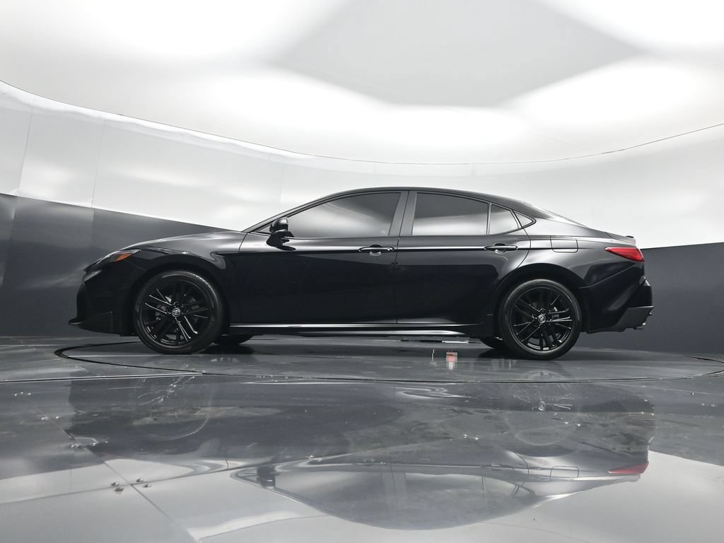 Used 2026 Toyota Camry SE FWD image 52