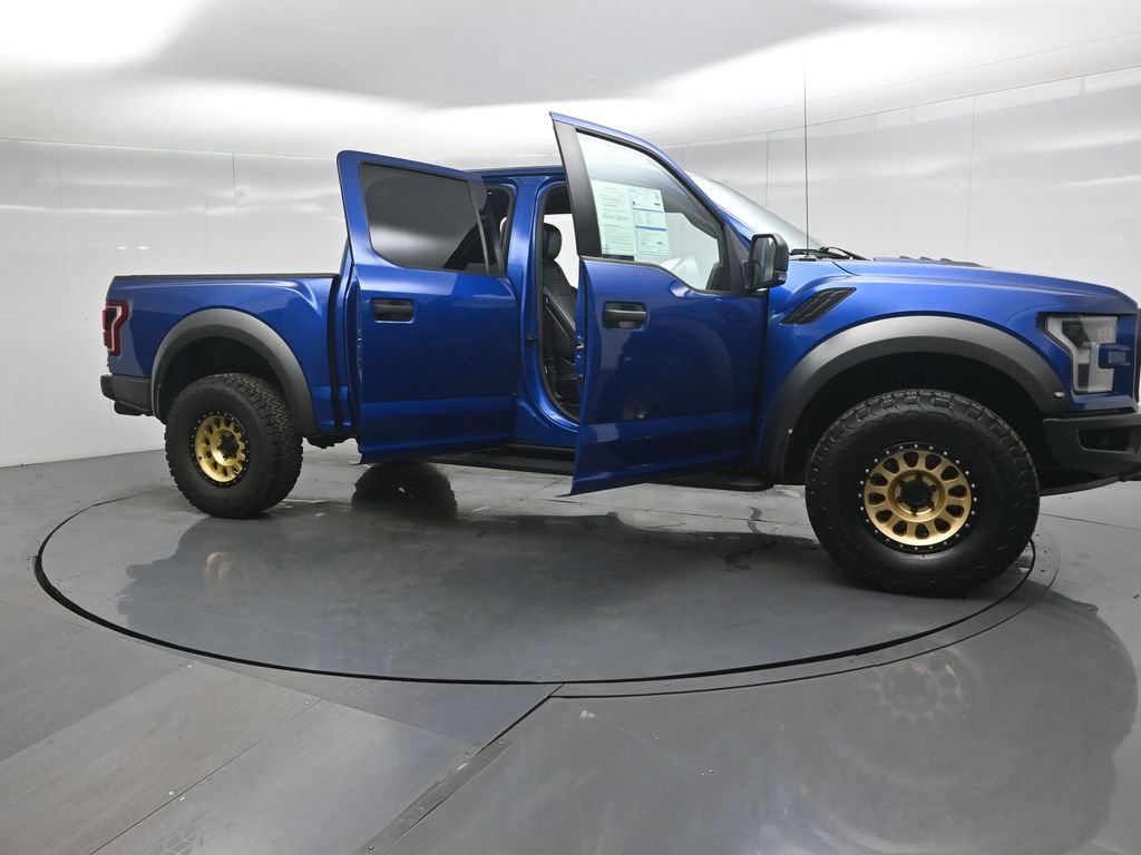 Certified 2017 Ford F150 Raptor w/ Equipment Group 801A Mid image 32