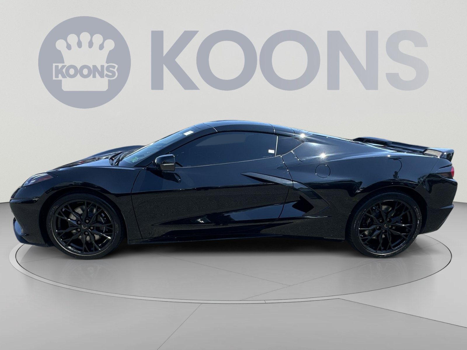Used 2024 Chevrolet Corvette Stingray Preferred Cpe w/ Z51 Performance Package RWD image 7