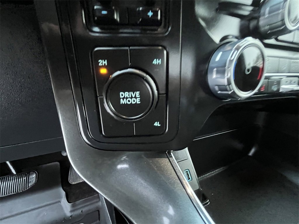 Certified 2022 Ford F150 XLT w/ Equipment Group 302A High image 14