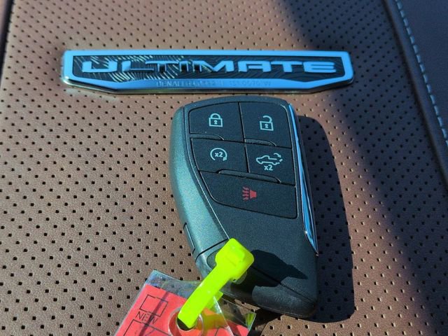 Used 2025 GMC Sierra 2500 Denali Ultimate w/ Max Trailering Package image 39