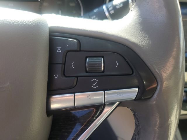 Used 2020 Cadillac XT6 Premium Luxury AWD/4WD image 17