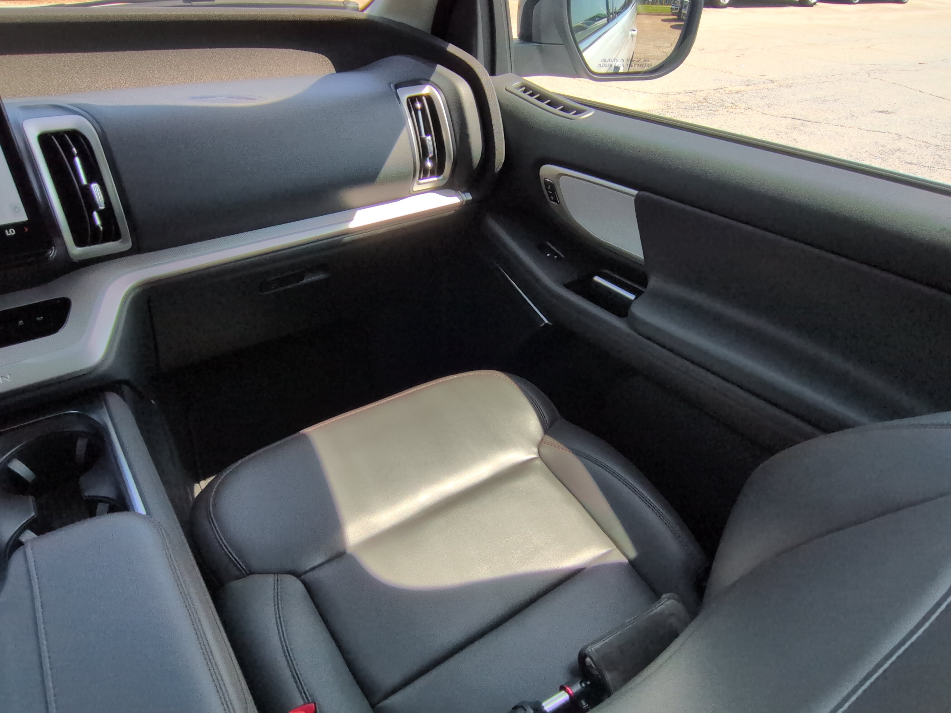 Certified 2025 Ford Expedition Active RWD image 15