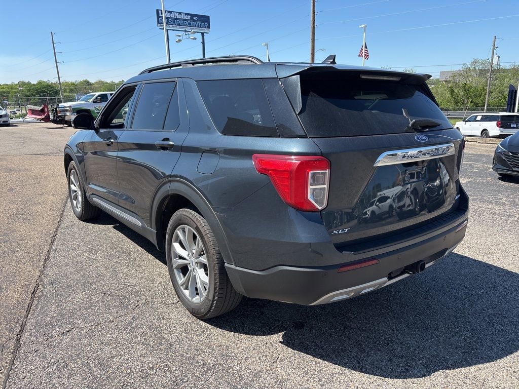 Certified 2023 Ford Explorer XLT w/ Equipment Group 202A image 5