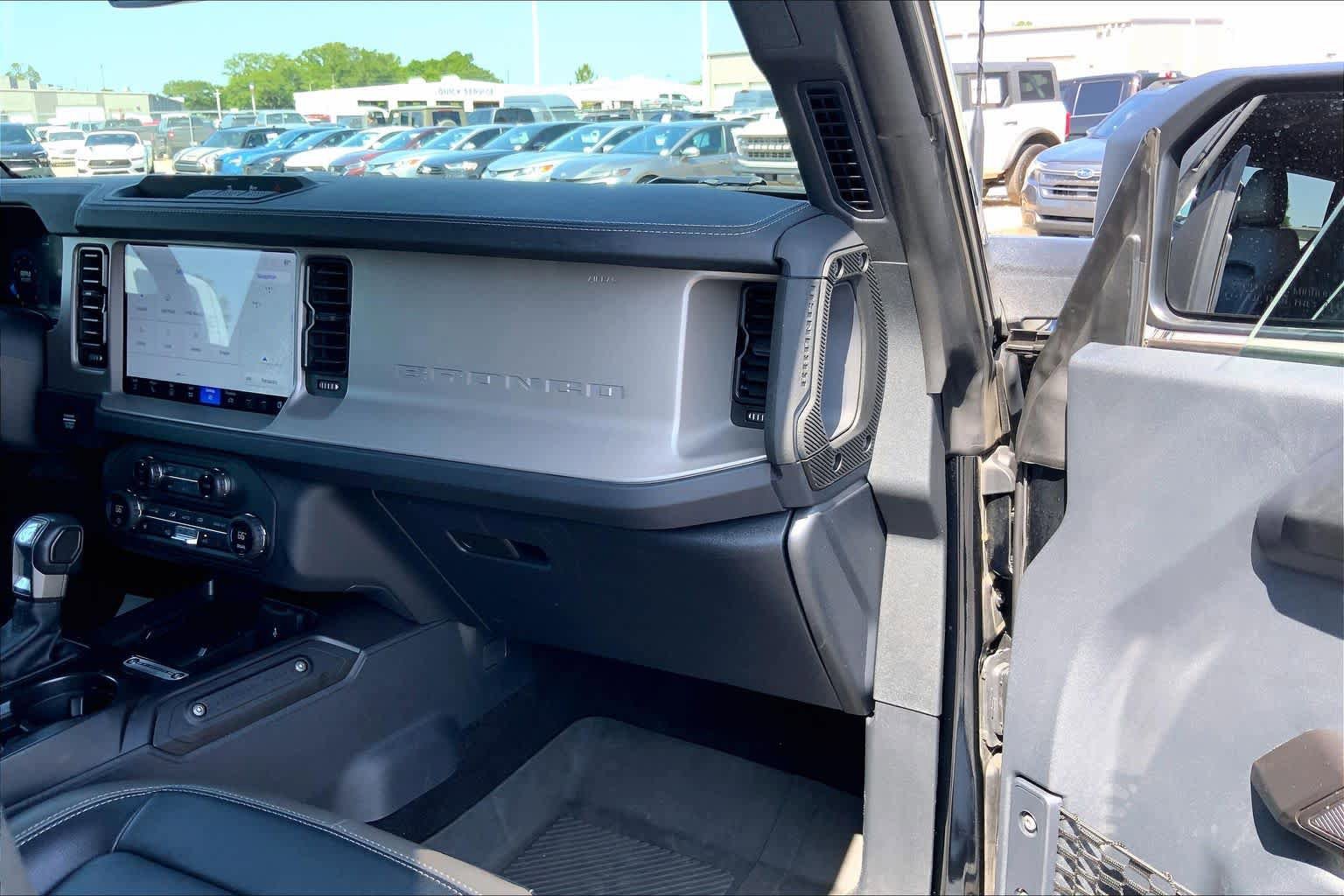 Certified 2025 Ford Bronco Outer Banks AWD/4WD image 19