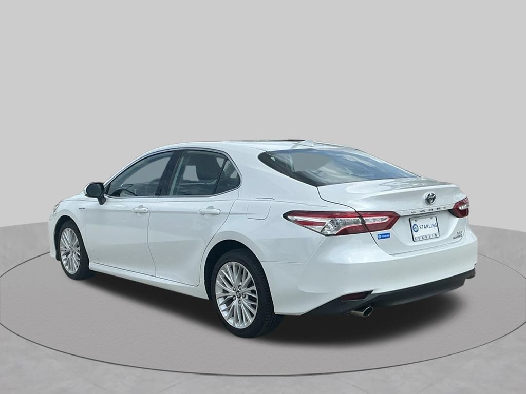 Used 2020 Toyota Camry XLE FWD image 6
