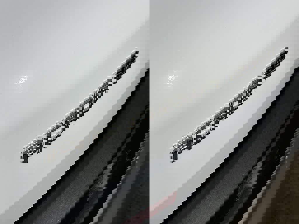 Used 2025 GMC Acadia Elevation image 10