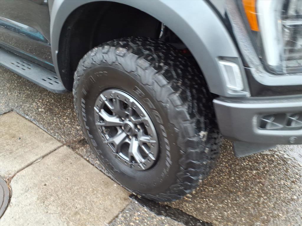 Certified 2022 Ford F150 Raptor w/ Raptor 37 Performance Package image 8