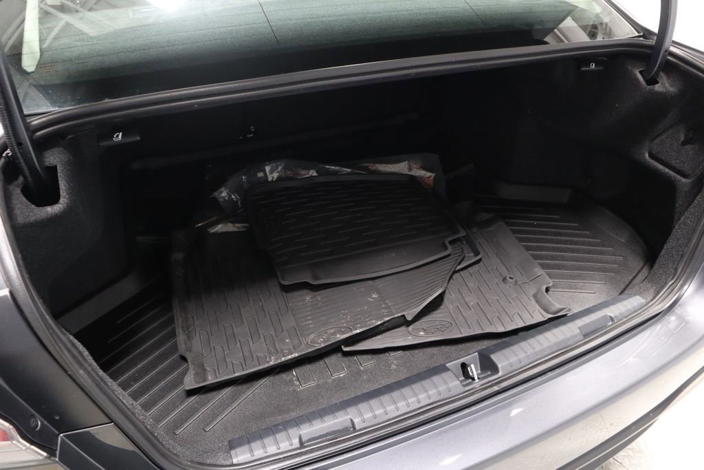 Used 2025 Subaru Legacy Premium image 19