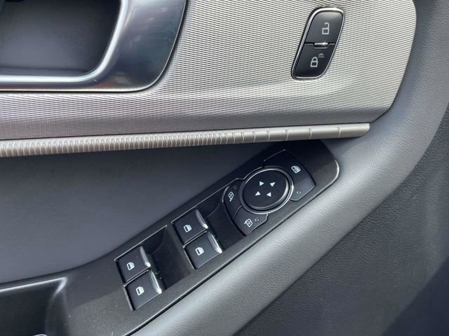 Certified 2025 Ford Explorer Active w/ Active Comfort Package image 23