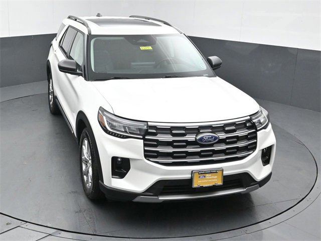 Certified 2025 Ford Explorer Active w/ Active Comfort Package image 24