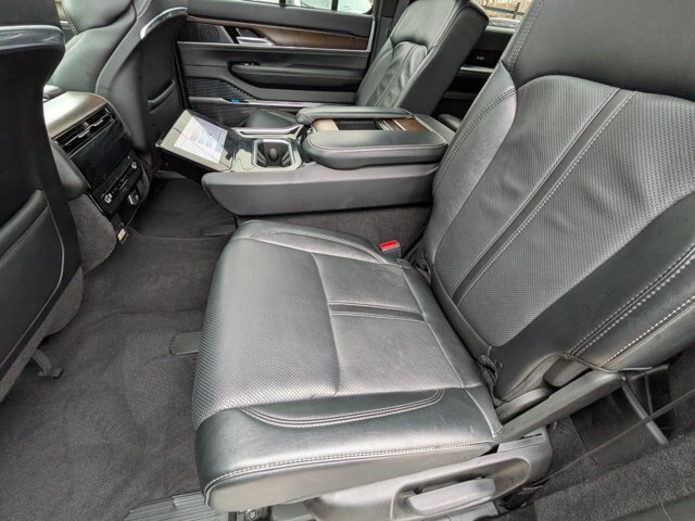 Used 2024 Jeep Grand Wagoneer L 4WD image 23