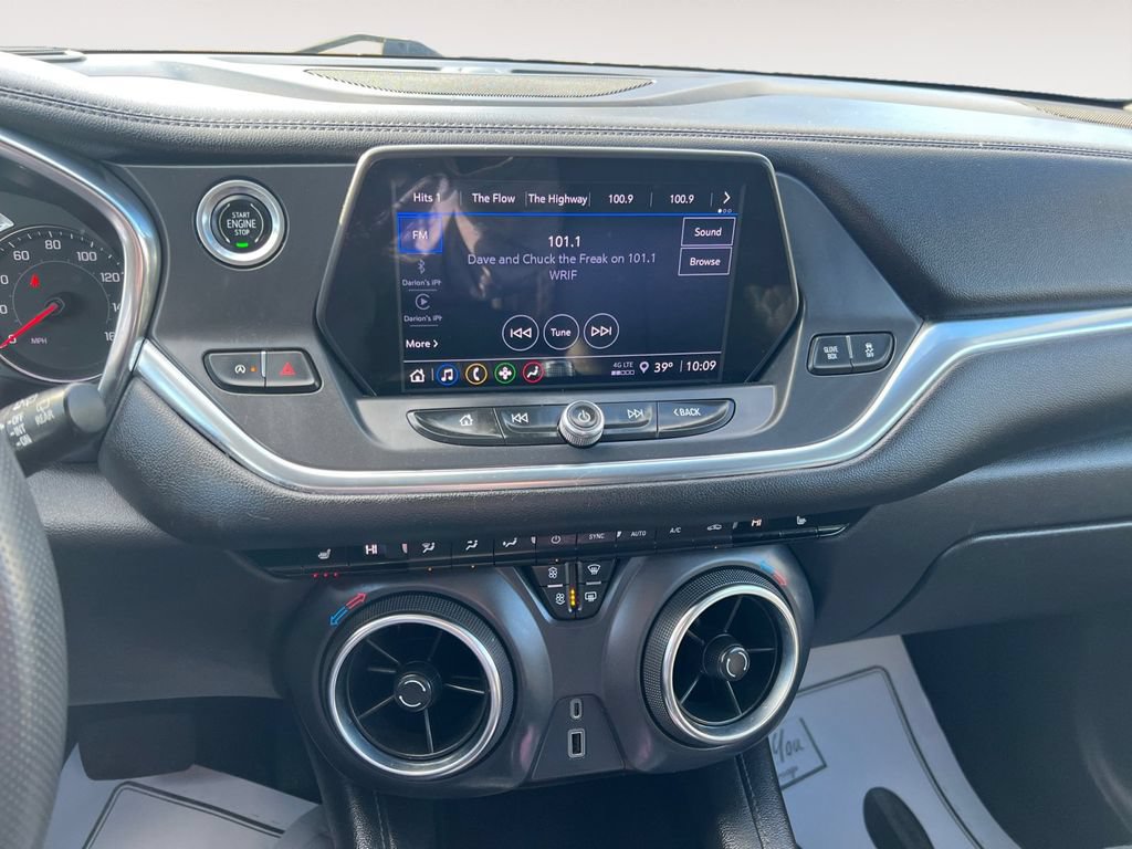 Used 2022 Chevrolet Blazer LT FWD image 24