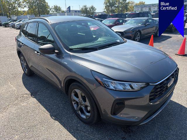Certified 2025 Ford Escape ST-Line FWD image 3