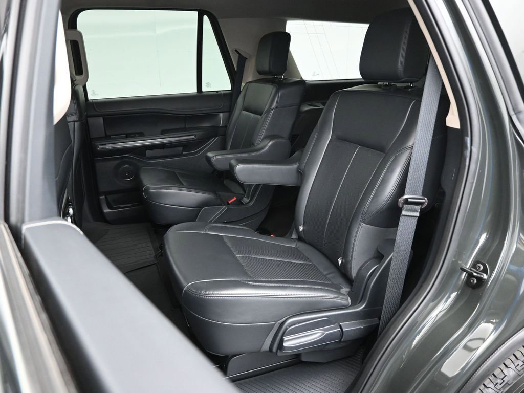 Certified 2023 Ford Expedition XLT image 26