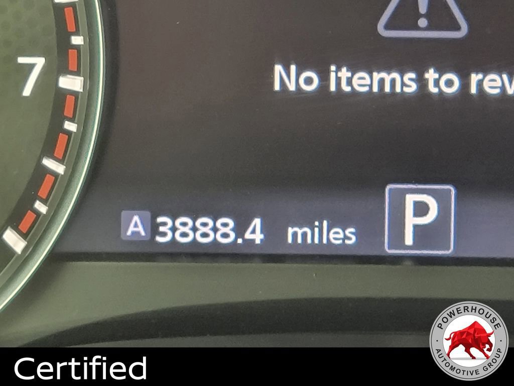 Used 2022 Nissan Armada SL w/ Captain's Chairs Package image 38