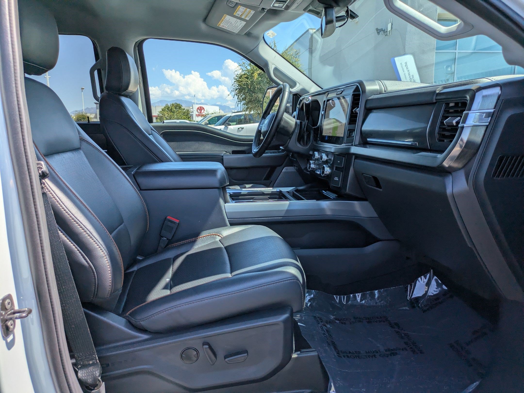 Certified 2025 Ford F250 Lariat AWD/4WD image 33