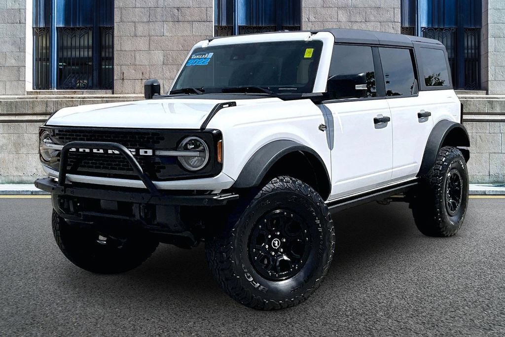 Certified 2022 Ford Bronco Wildtrak AWD/4WD image 2