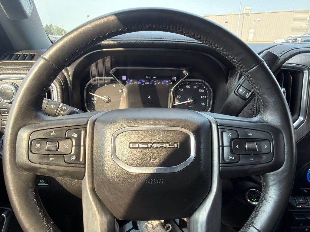 Used 2020 GMC Sierra 1500 Denali w/ Denali Ultimate Package AWD/4WD image 17
