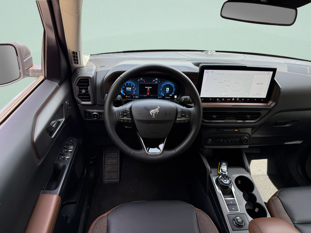 Certified 2025 Ford Bronco Sport Outer Banks w/ Outer Banks Tech Package+ AWD/4WD image 7