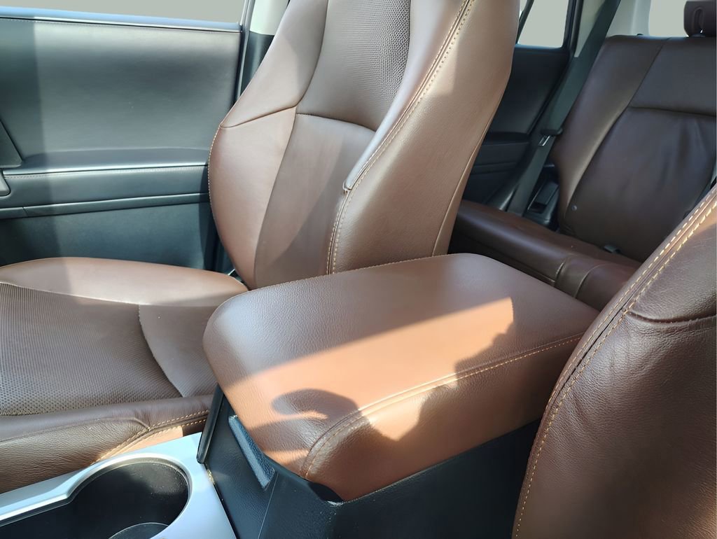 Used 2023 Toyota 4Runner Limited image 23