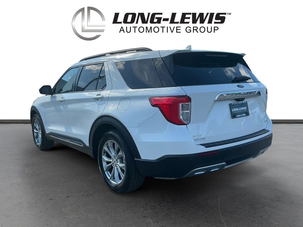 Certified 2020 Ford Explorer XLT w/ Equipment Group 202A RWD image 4