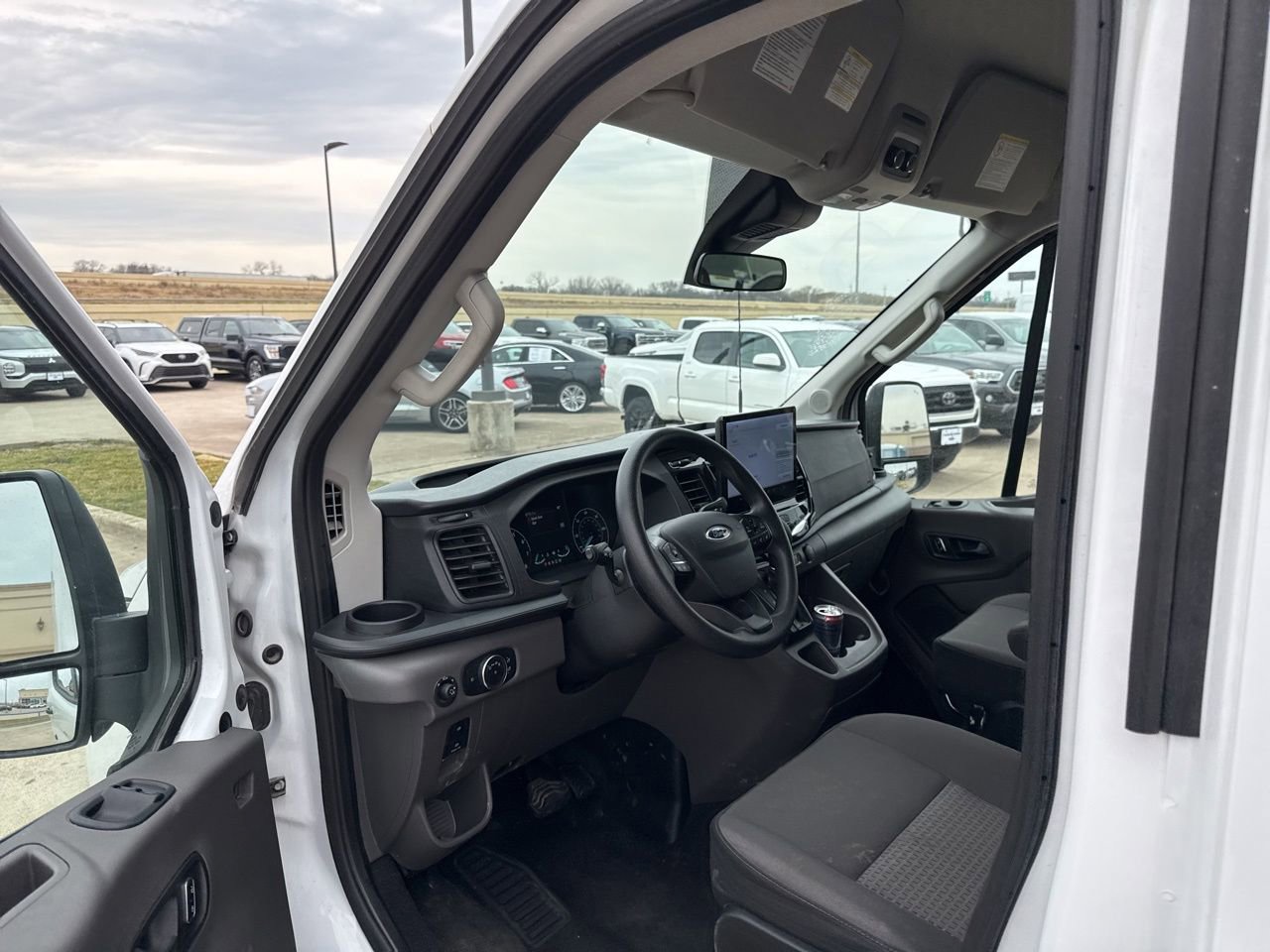 Certified 2025 Ford Transit 350 XLT image 20