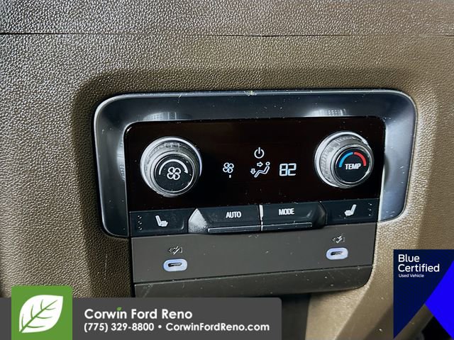Used 2024 Chevrolet Suburban Z71 w/ Luxury Package image 30