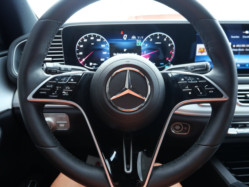 Used 2025 Mercedes-Benz GLE 350 4MATIC image 22