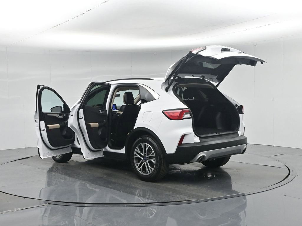 Certified 2020 Ford Escape SEL image 33