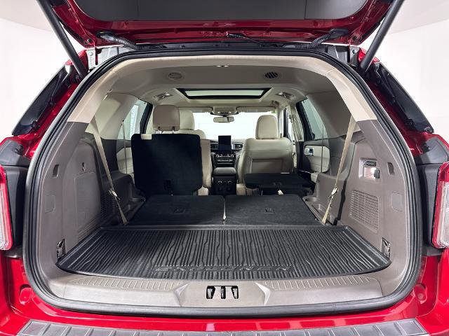 Certified 2023 Ford Explorer Platinum w/ Technology Package image 14