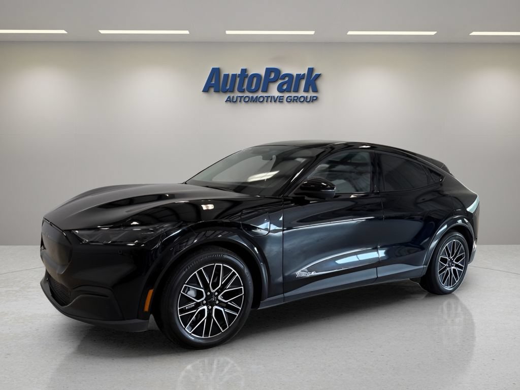 Certified 2025 Ford Mustang Mach-E Premium AWD/4WD image 3