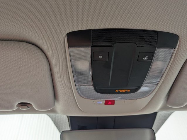 Used 2025 Kia Sorento EX FWD image 8